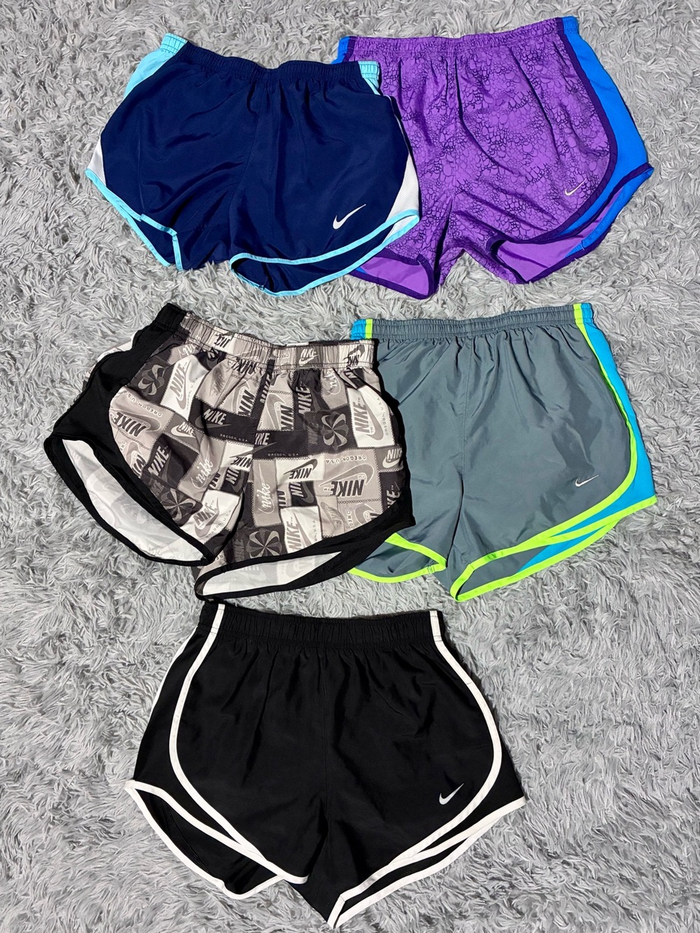 NEW Nike bundle of 5 Tempo running shorts S
